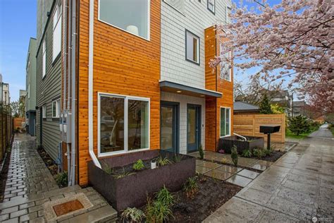 townhouse located at <strong>1755 NW 63rd St Unit B</strong>, Seattle, WA 98107 sold for $885,000 on Apr 16, 2021. . Nw 63rd st